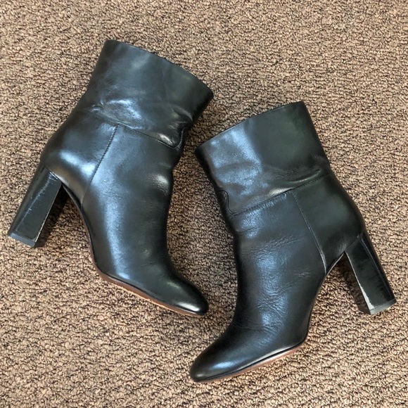 Tory Burch Shoes - 🔥Tory Burch heeled boots